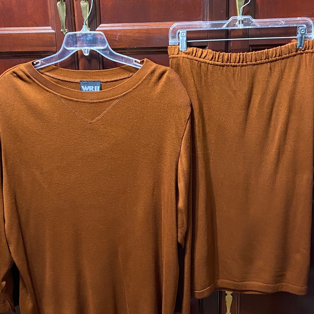 WR II vintage NWT Copper colored Knit Top and Skirt Set size 3X